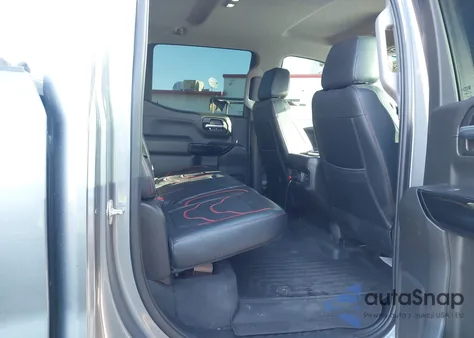 2022 Chevrolet Silverado 1500 Ltd 4Wd Short Bed Rst z USA, uszkodzony, nr VIN 1GCUYEED7NZ159961